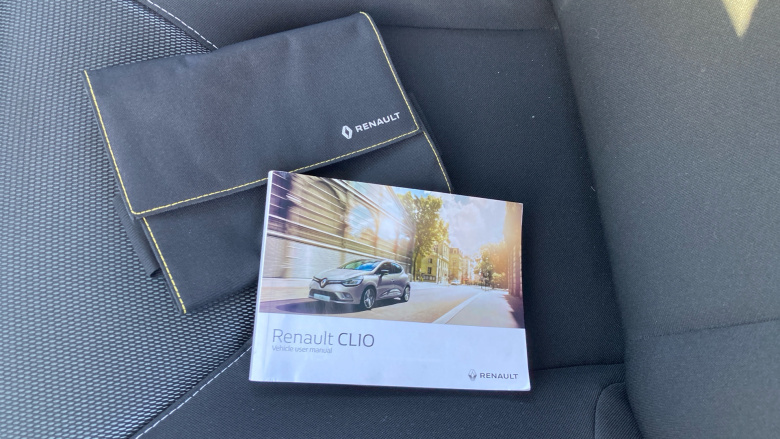 Renault Clio 0.9 TCE 90 Iconic 5dr Petrol Hatchback